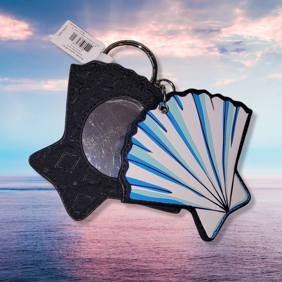 NWT Vera Bradley SEA SHELL Shore Enough Mirror Key Ring/ Bag Charm $39 - Picture 1 of 5